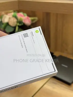 New Apple iPhone 17e 256 GB Black