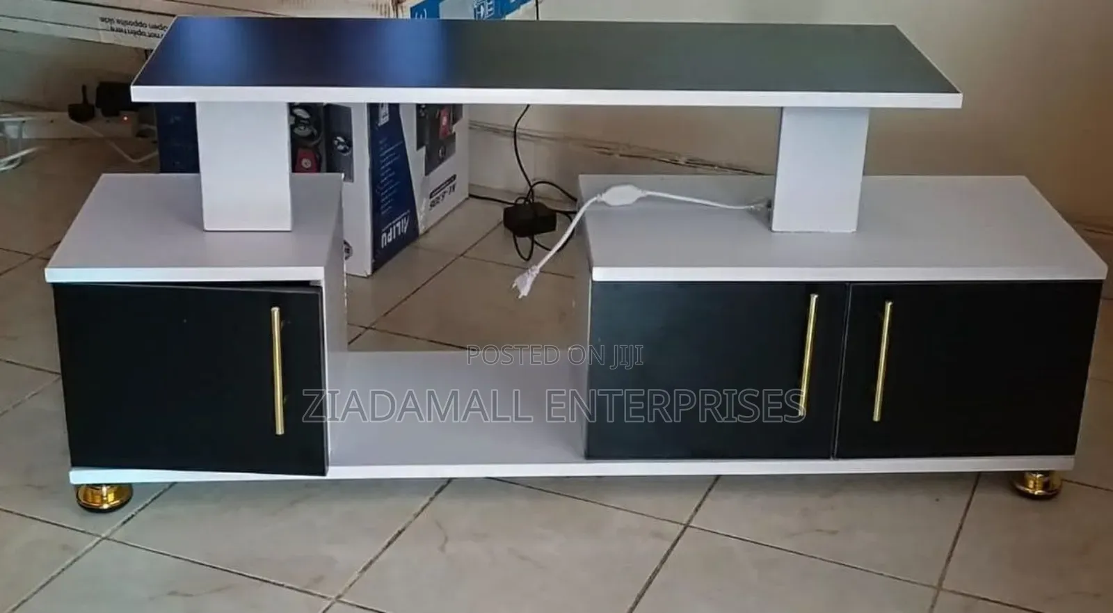 Tv Stand Istanbul 2 Tv Stand – Led Glow Contemporary Finish