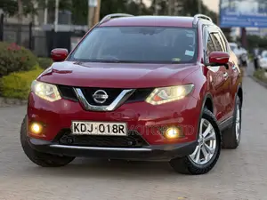 Nissan X-Trail 2.0 Petrol AWD 2015 Red