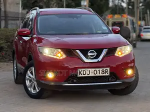 Nissan X-Trail 2.0 Petrol AWD 2015 Red