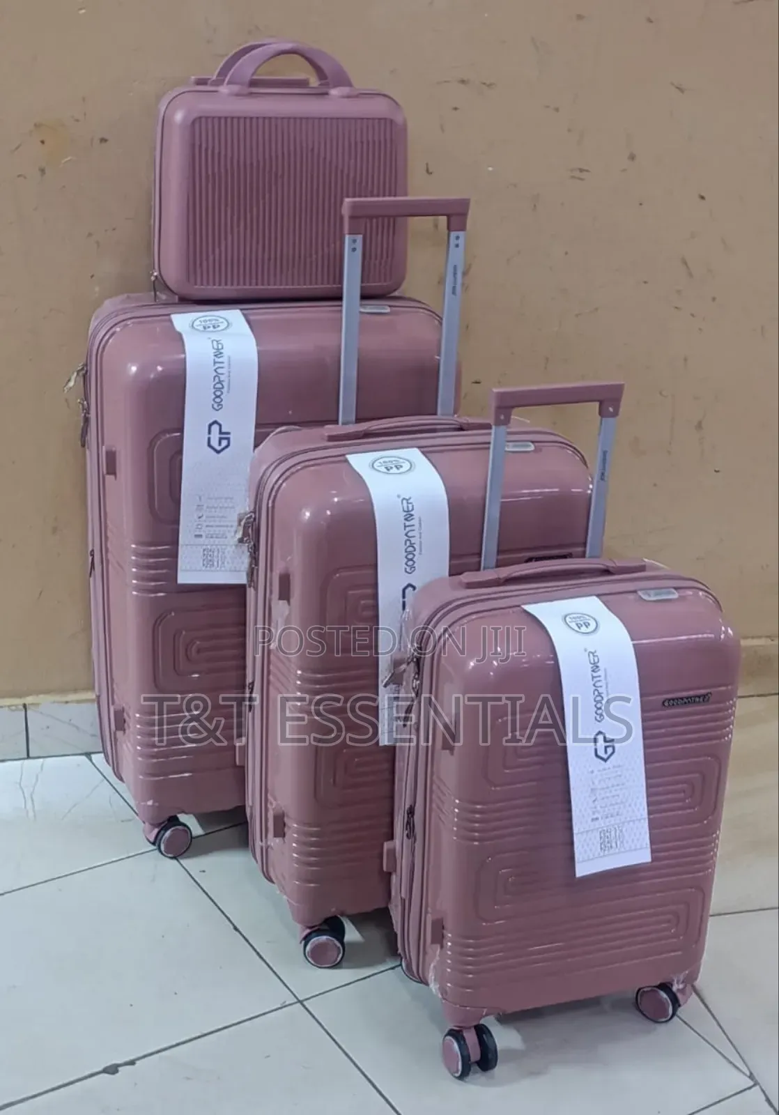 4 in One Luxurious Suitcases