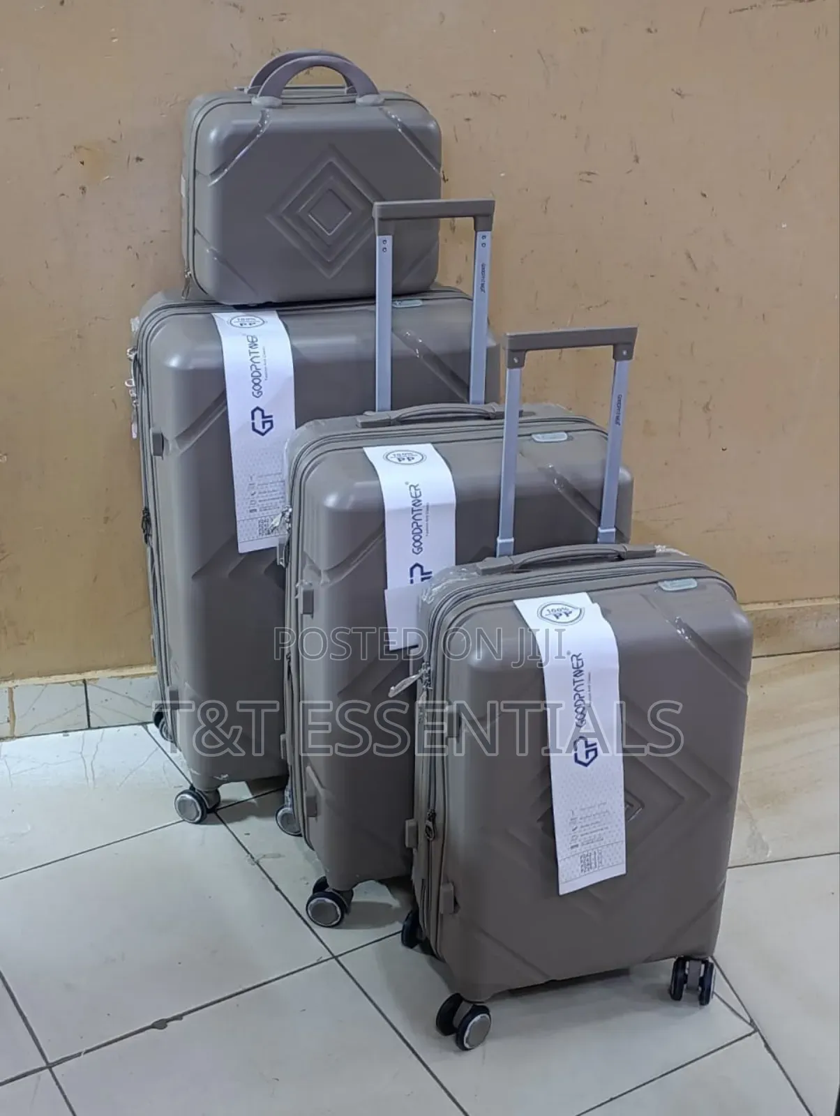 4 in One Luxurious Suitcases