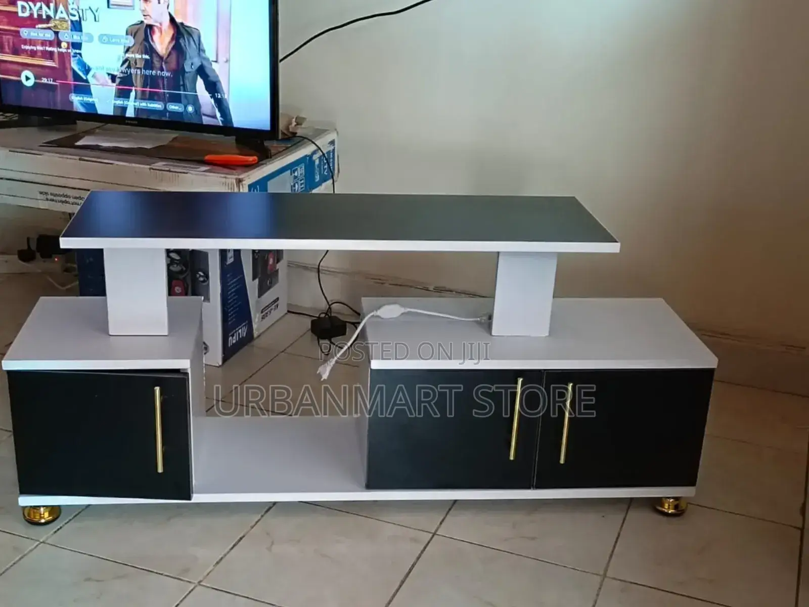Istanbul Led Tv Stand 4ft Modern Media Console