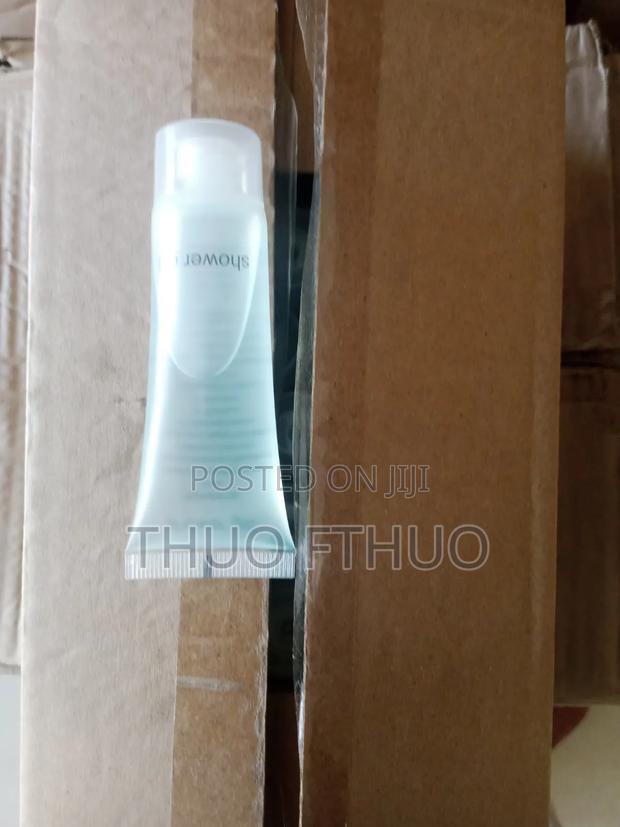 Travel-size Shower Gel (30ml) - thumbnail 3