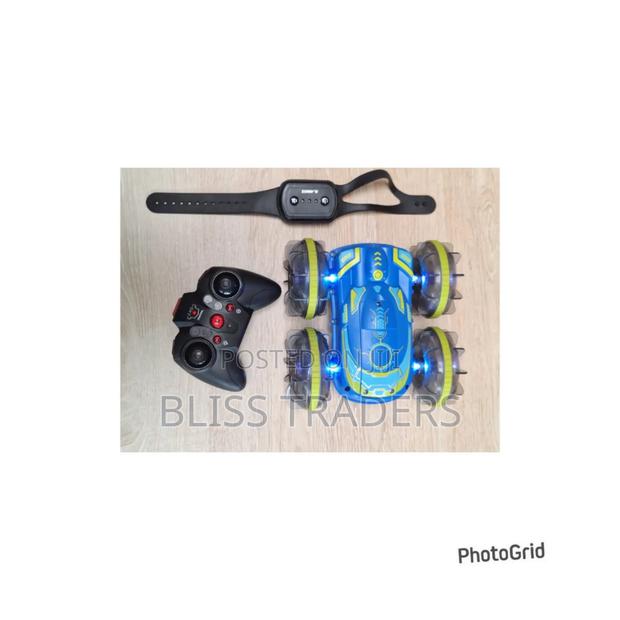 2.4g Remote Control 4wd Four Wheel Drive Double Stunt Vehicle