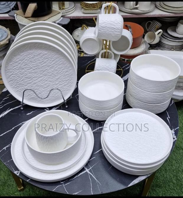  High Quality Unique Modernstyle Dinnerset