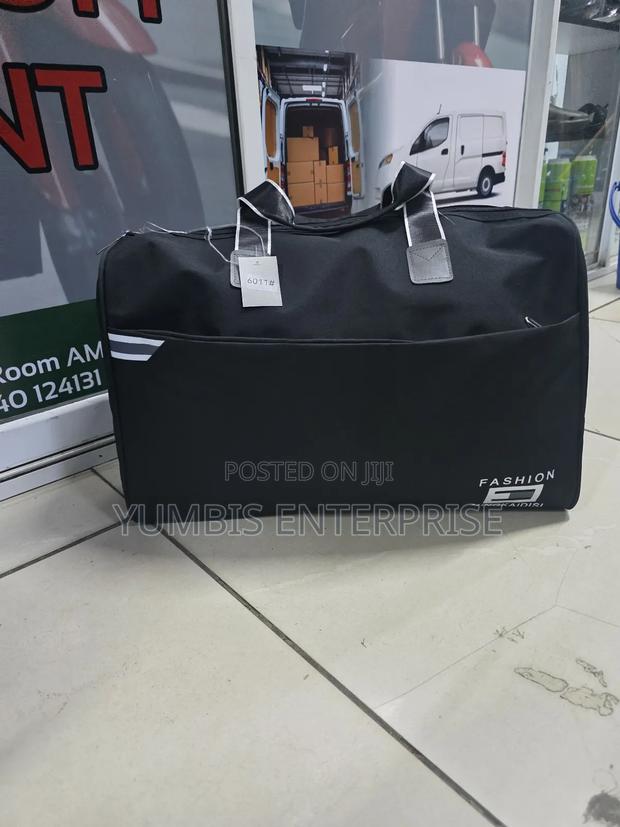 Black Fashion Duffle Travel Bags at 1400