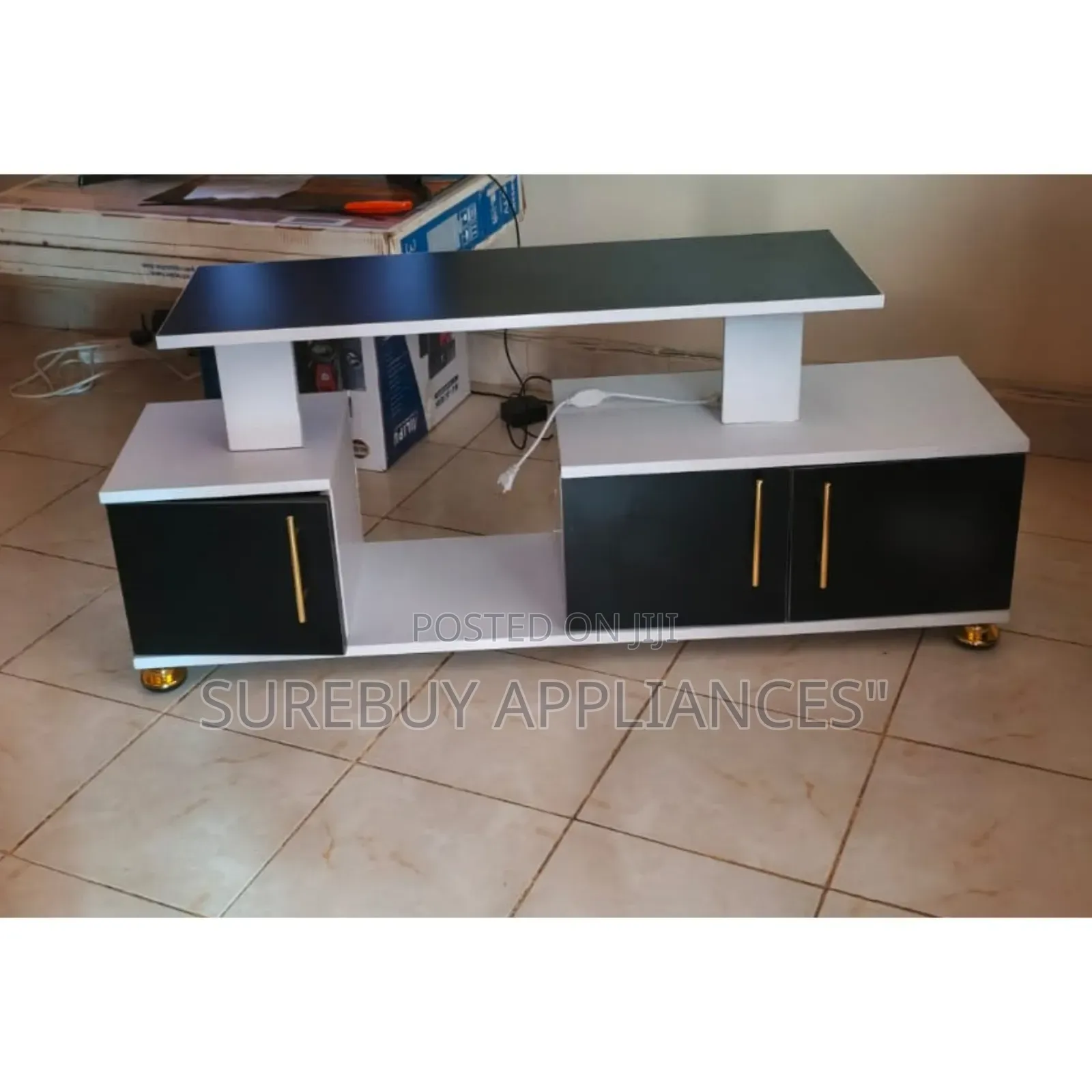 Istanbul Luxury Tv Stand With Elegant Finish