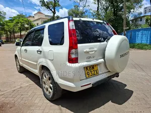 Honda CR-V 2006 White