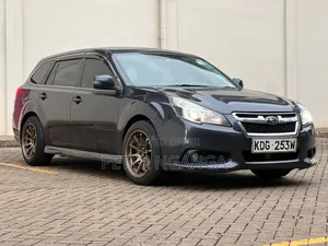 Subaru Legacy 2.5i Premium 4dr Sedan AWD (2.5L 4cyl CVT) 2014 Gray