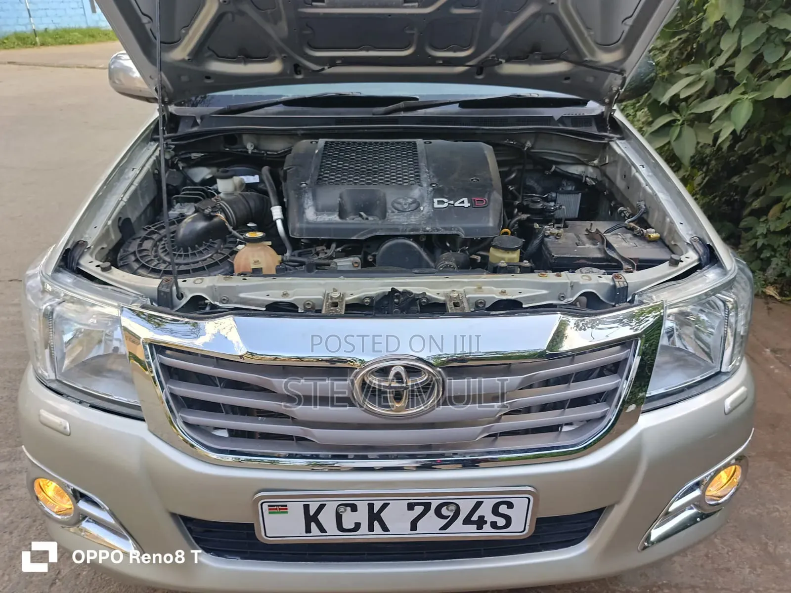 Toyota Hilux 2011 Silver