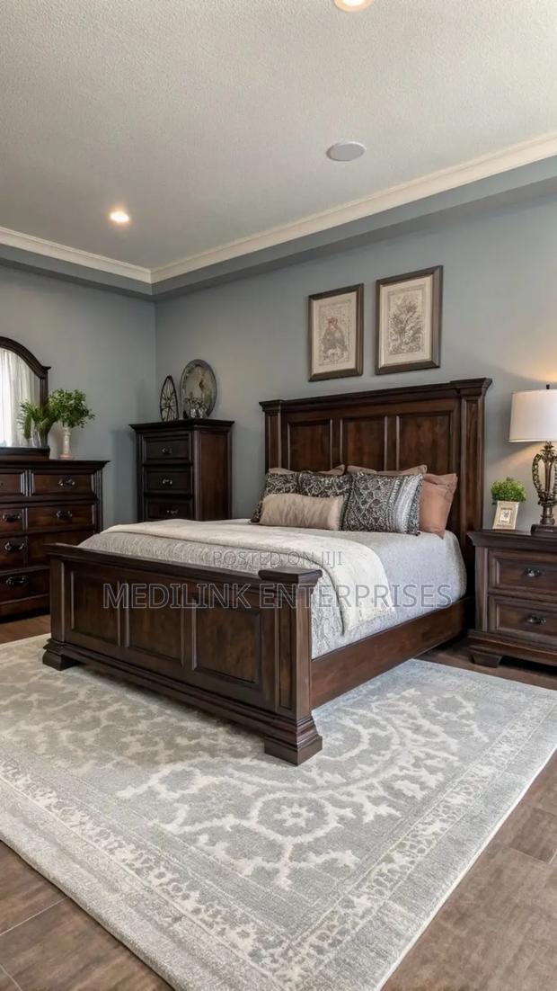 Solid Walnut 5*6 Queen Sized Beds Mahogany