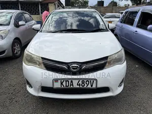 Toyota Corolla Fielder 1.5 Petrol FWD 2014 Silver