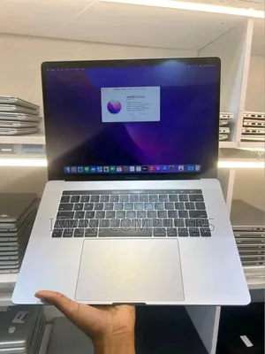 Laptop Apple MacBook Pro 8GB Intel Core i7 SSD 256GB