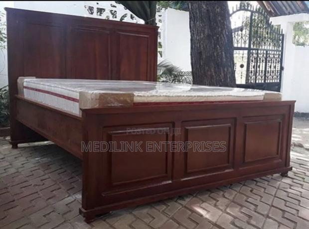 Sierra Walnut Concept Bed Mahogany 6*6 Beds
