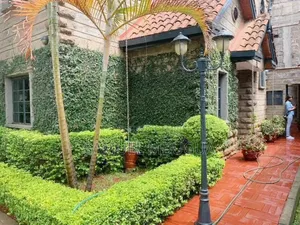 5bdrm Duplex in Othaya, Muthangari for sale