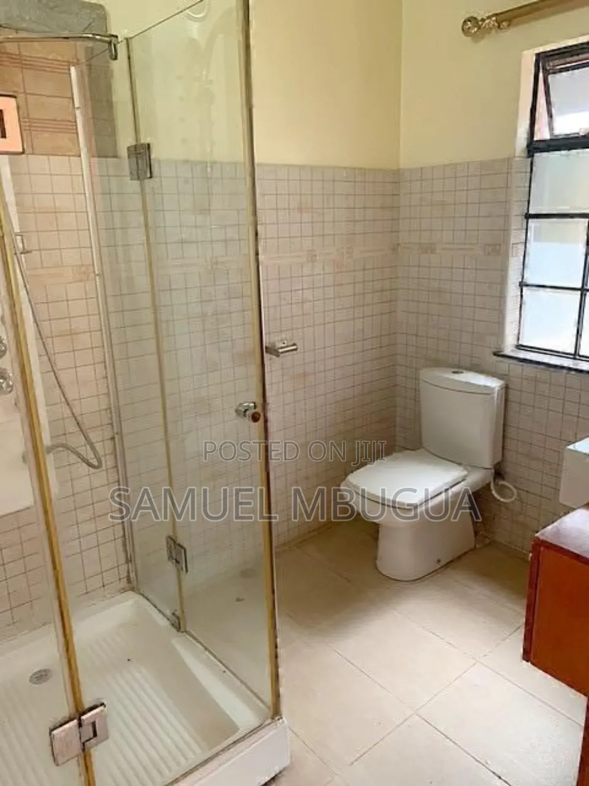 5bdrm Duplex in Othaya, Muthangari for sale