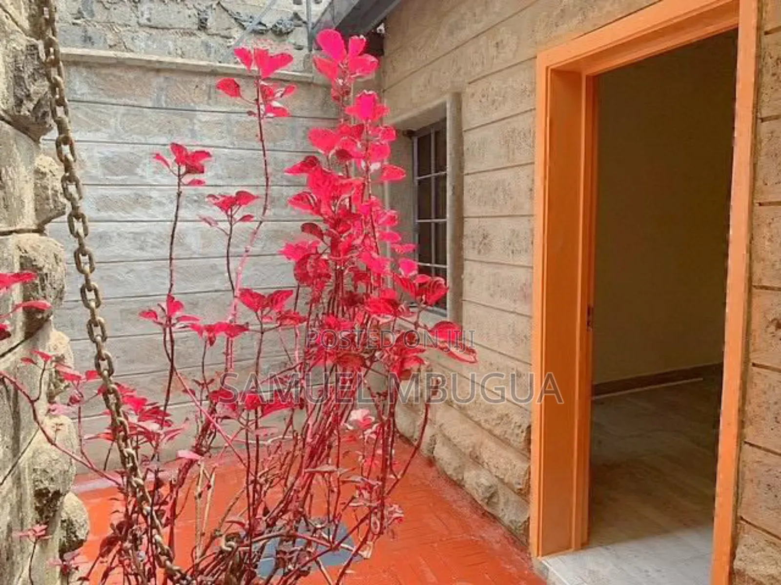 5bdrm Duplex in Othaya, Muthangari for sale