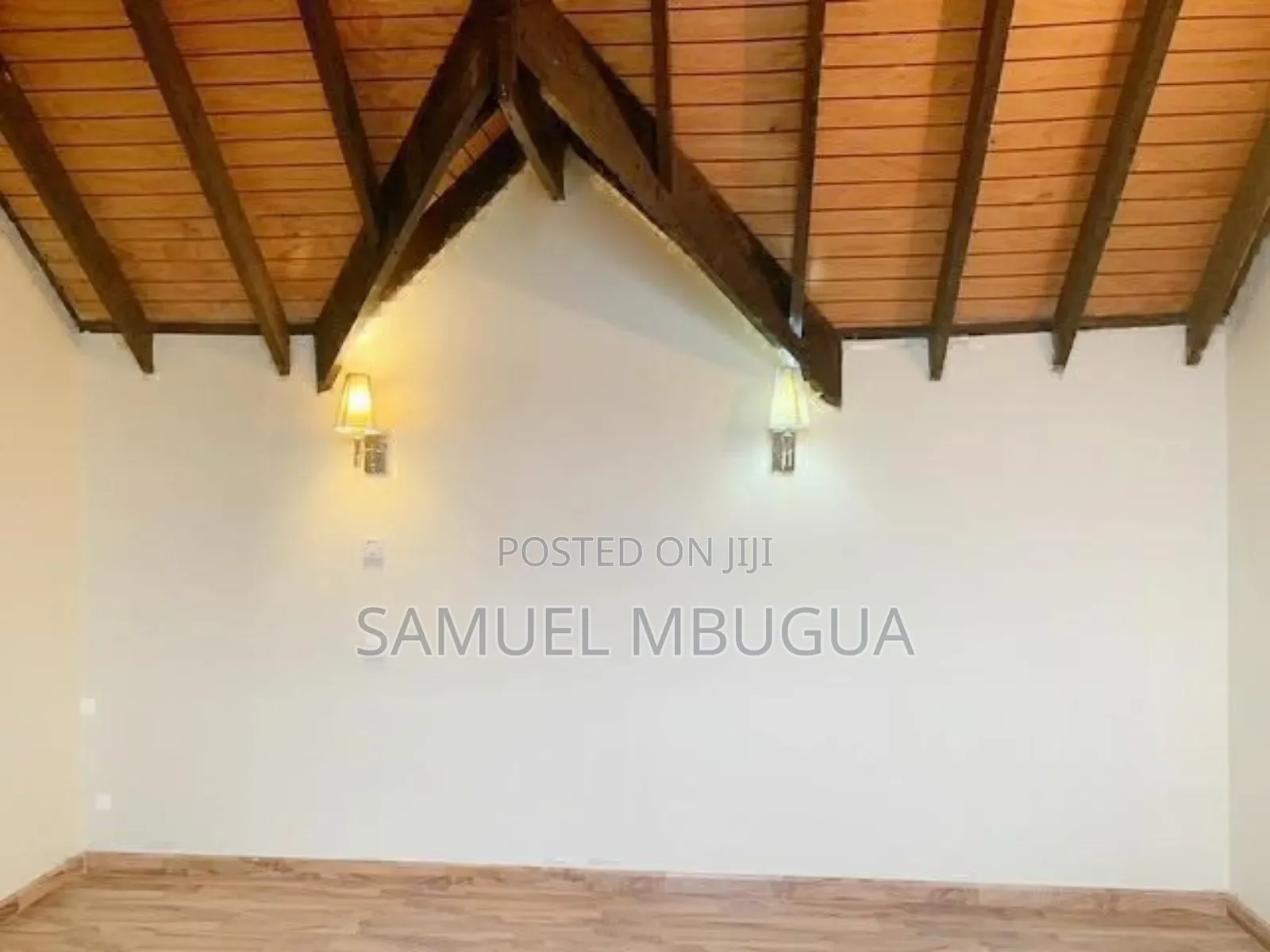 5bdrm Duplex in Othaya, Muthangari for sale