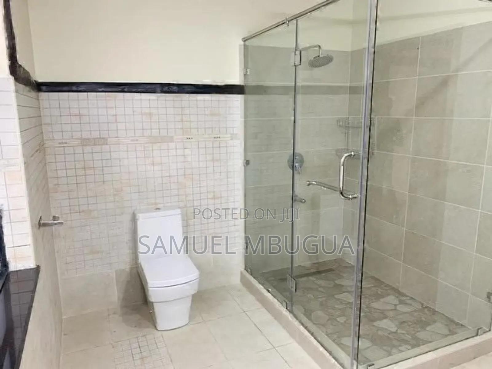 5bdrm Duplex in Othaya, Muthangari for sale