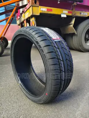 285/35 Zr 20 Brand New Forlander Tyres Nylon