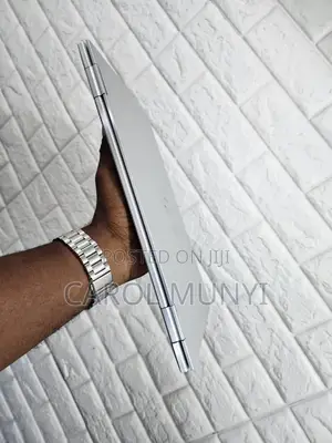 New Laptop HP EliteBook x360 1030 G2 8GB Intel Core i5 SSD 256GB