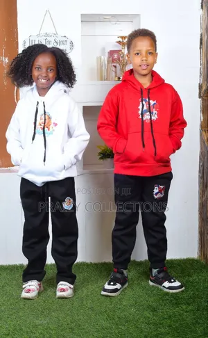 Cartoon Themed Warm Kids Tracksuits