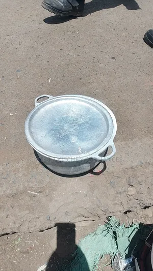 Cast Pot/Sufuria