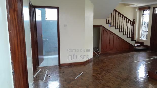 3bdrm Duplex in Valley Arcade for rent