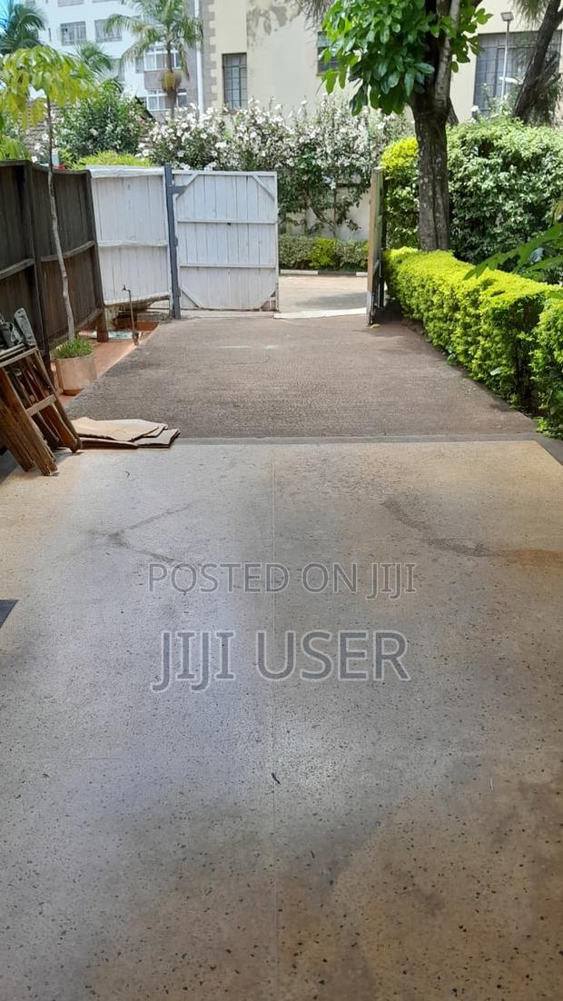 3bdrm Duplex in Valley Arcade for rent - thumbnail 2