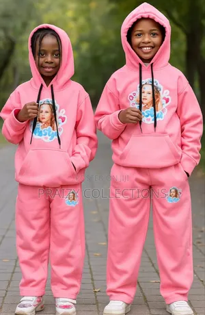 Cartoon Themed Warm Kids Tracksuits