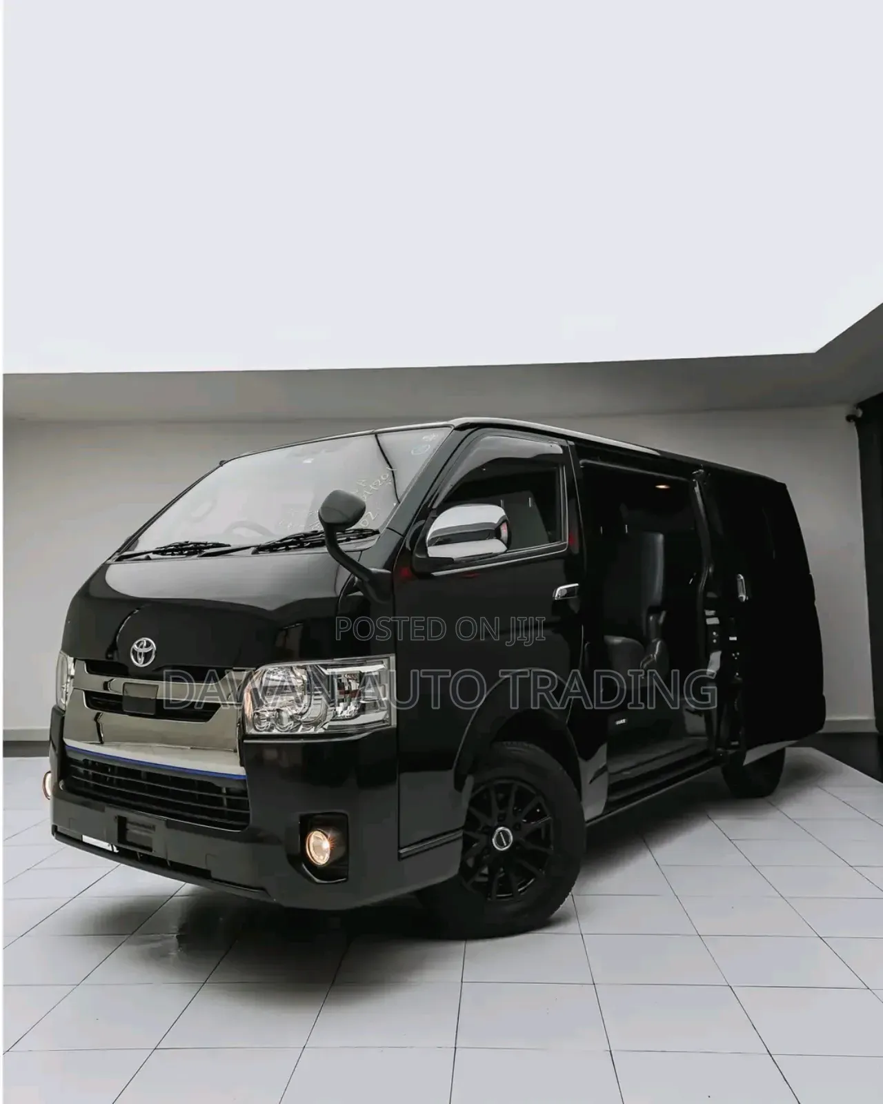 Toyota HiAce 2019 Black