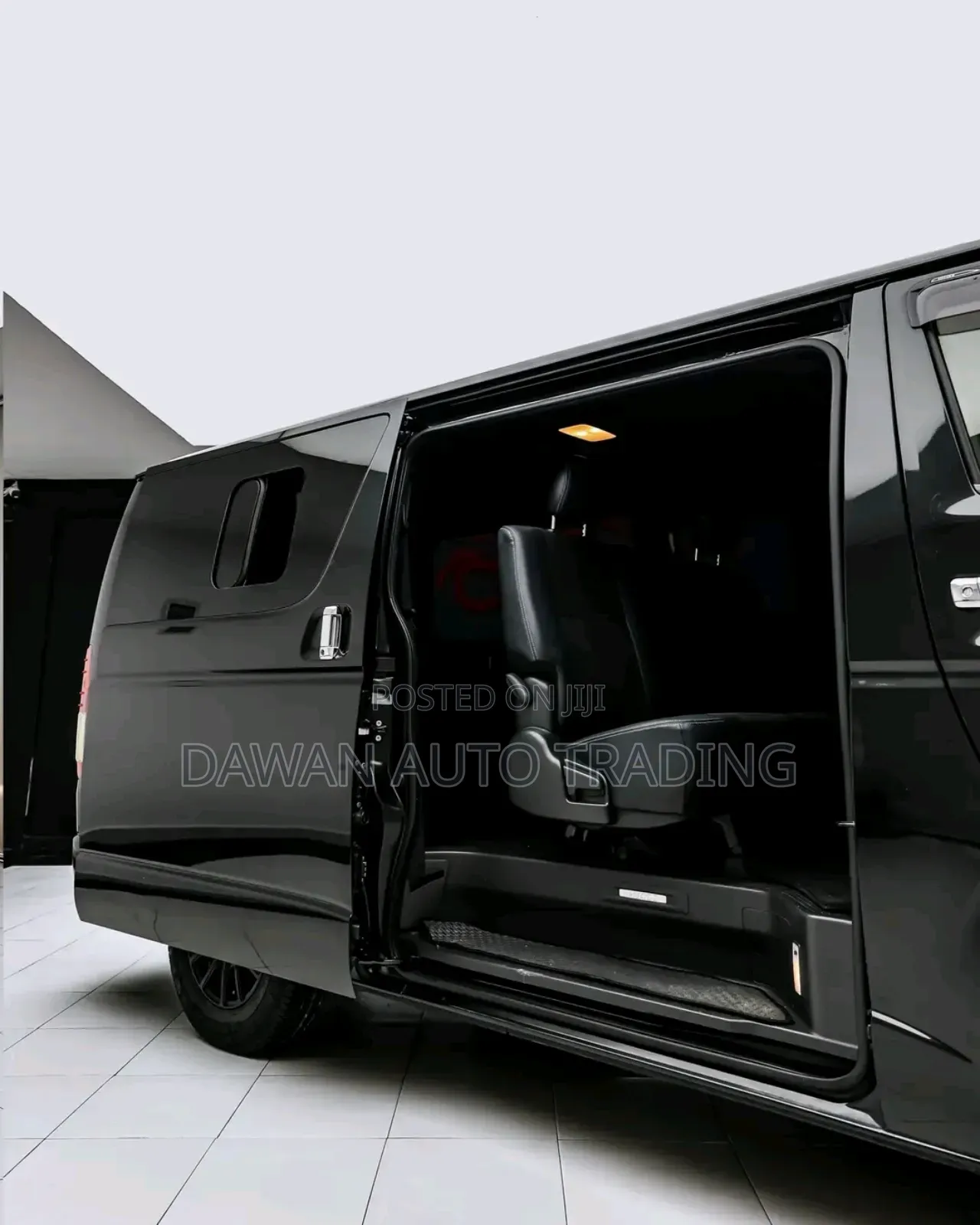 Toyota HiAce 2019 Black