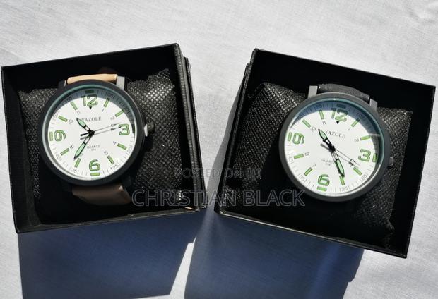 Yazole Wrist Watch