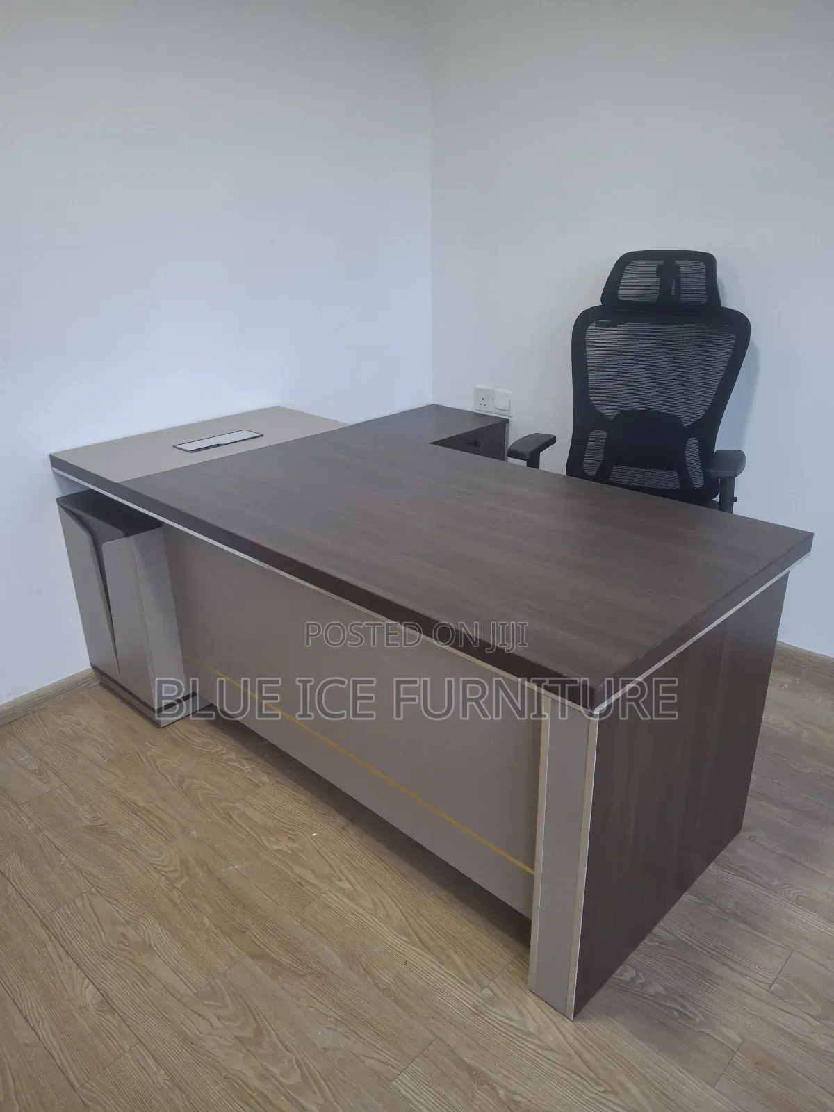 Modern Office Desk Modern Office Desk