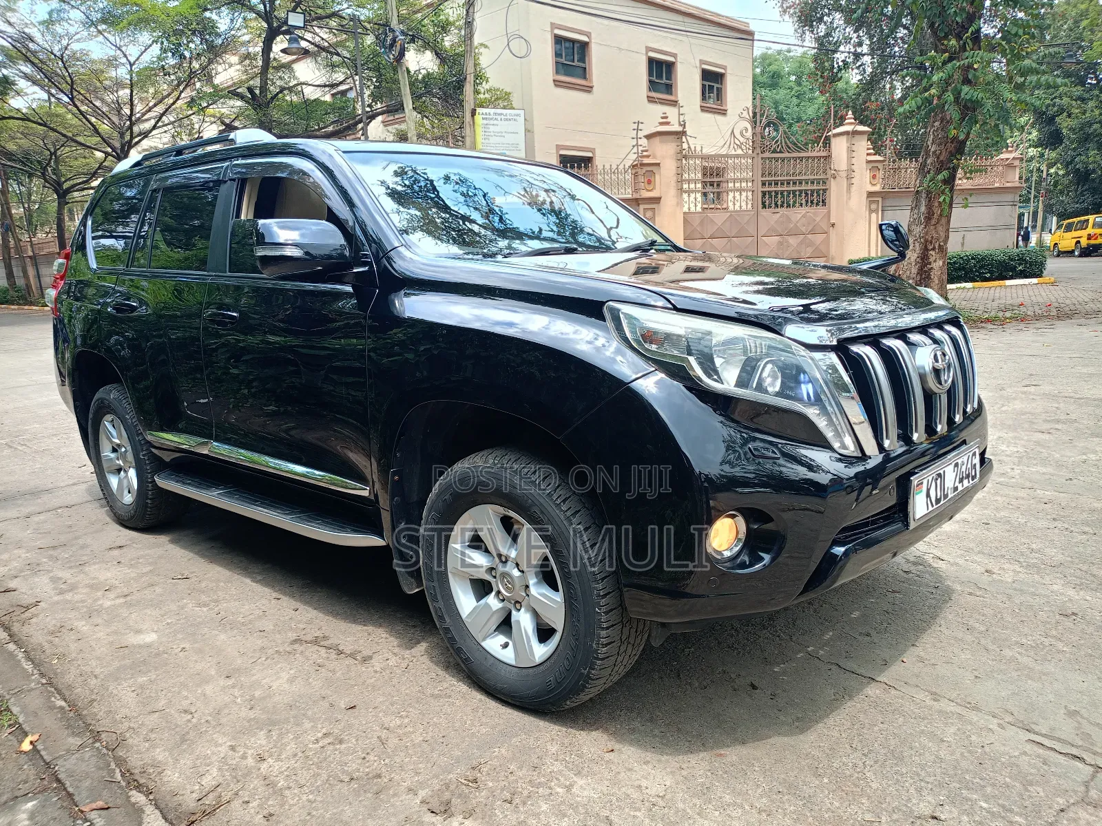 Toyota Land Cruiser Prado 2016 Black
