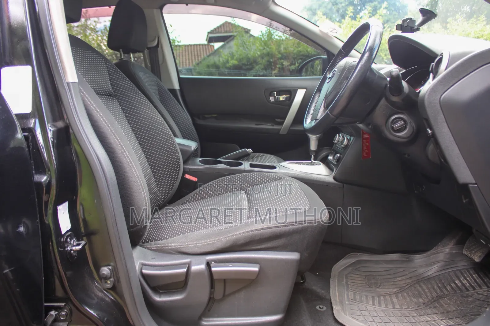 Nissan Dualis 2013 Black