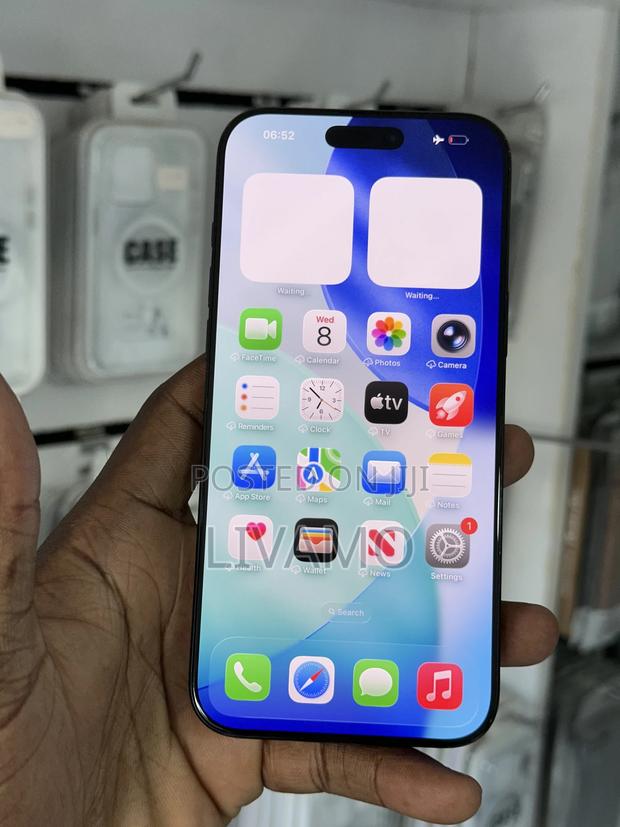Apple iPhone 16 Pro Max 256 GB Gray - thumbnail 7
