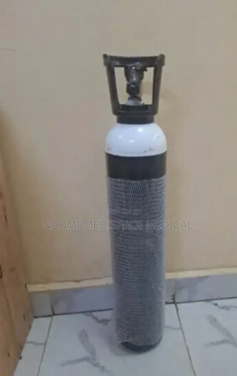 3.0m3 Oxygen Cylinder Complete With Oxygen, Regulator and Key