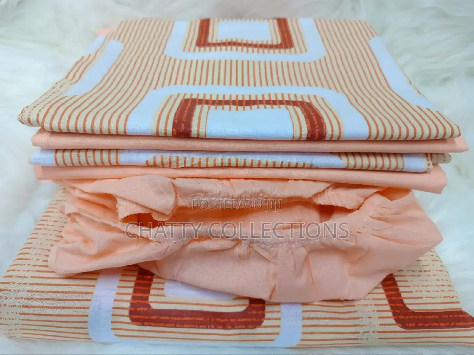 6 by 7 6 Piece Mix and Match Bedsheets With Pillow Cases