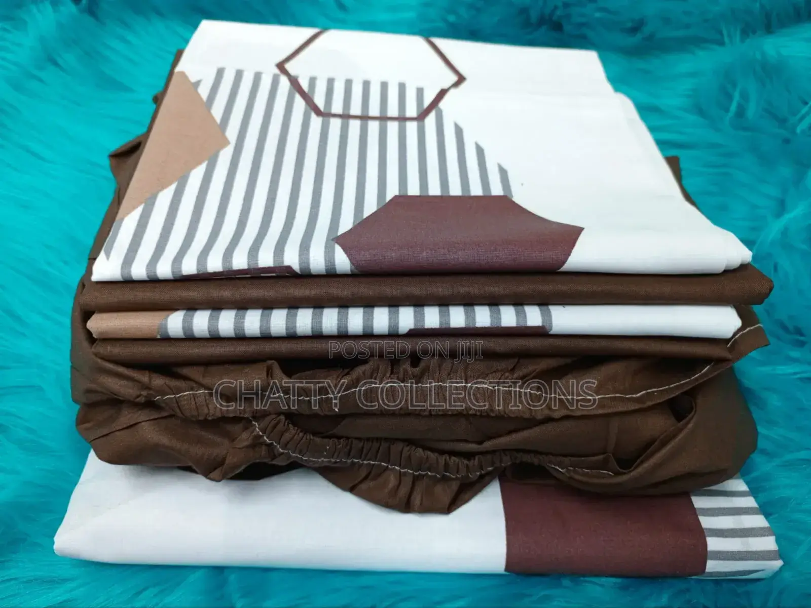 6 by 7 6 Piece Mix and Match Bedsheets With Pillow Cases
