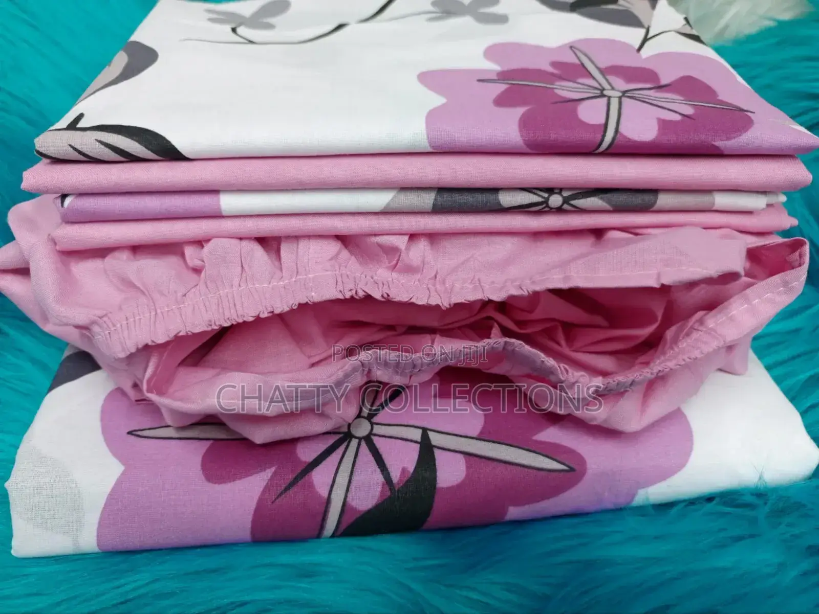 6 by 7 6 Piece Mix and Match Bedsheets With Pillow Cases
