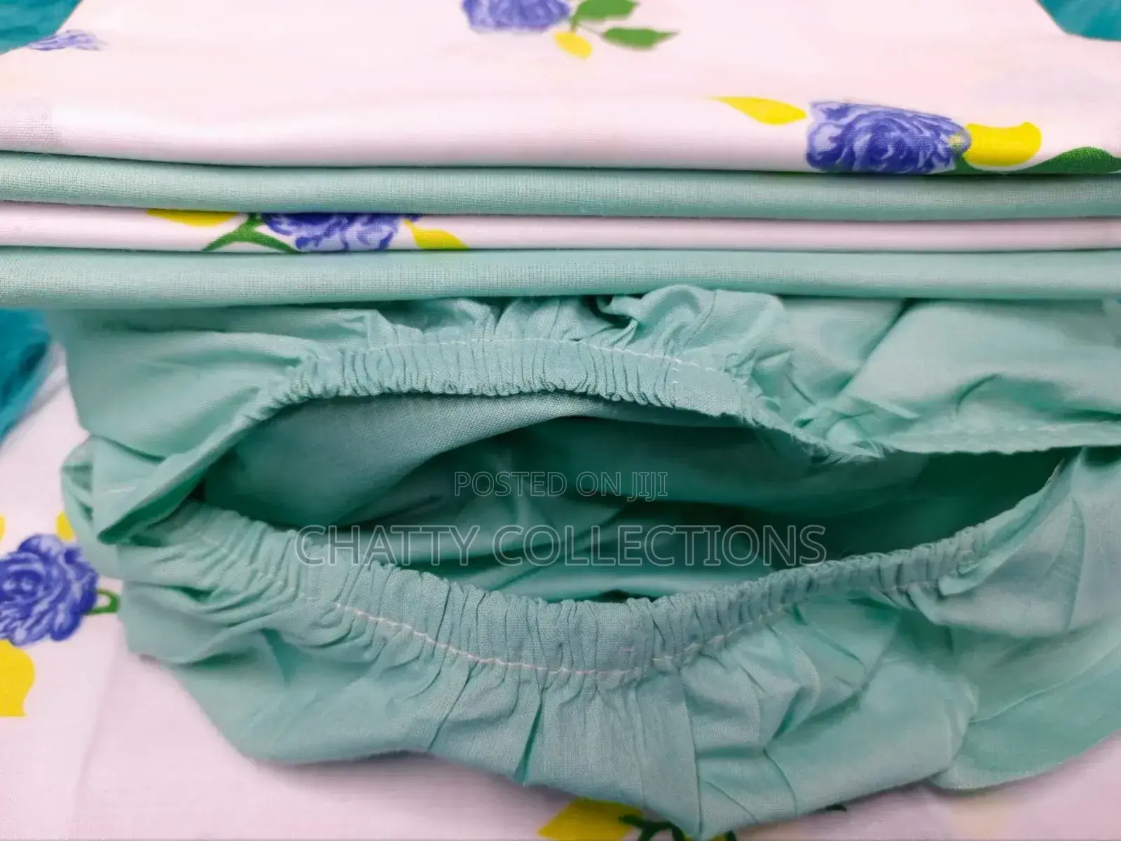 6 by 7 6 Piece Mix and Match Bedsheets With Pillow Cases