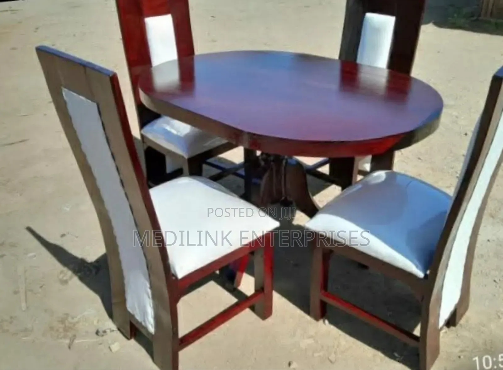 4-1-1 Chairs Oval Calgary Dinner Table Set