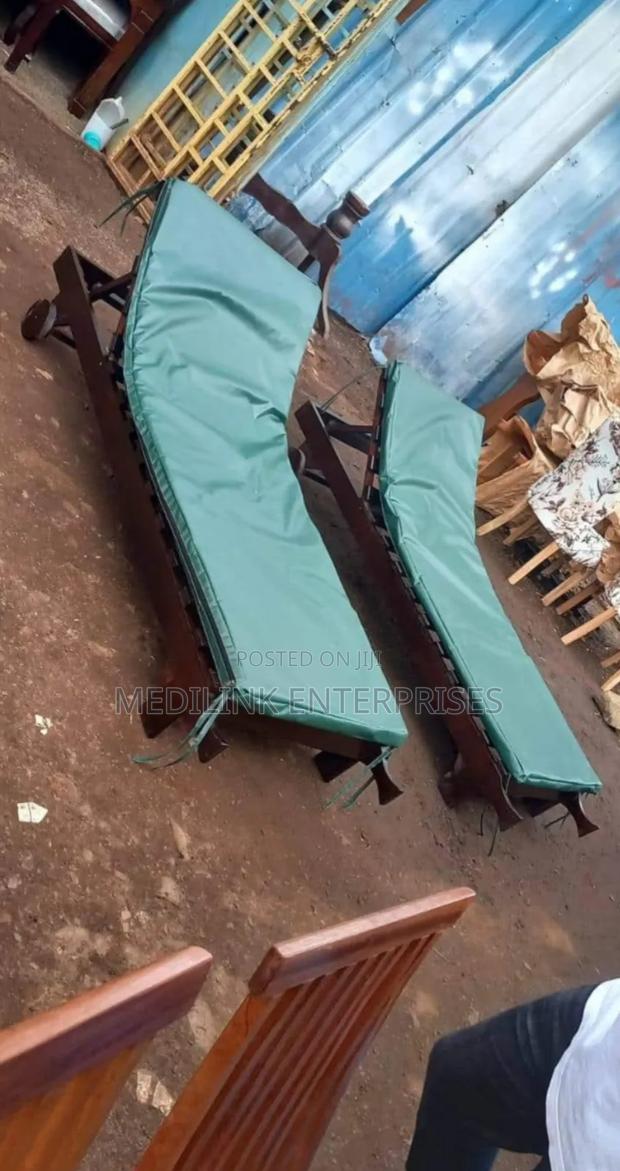2.5*8 Customized Pool Sunbed Mahogany Made - main view