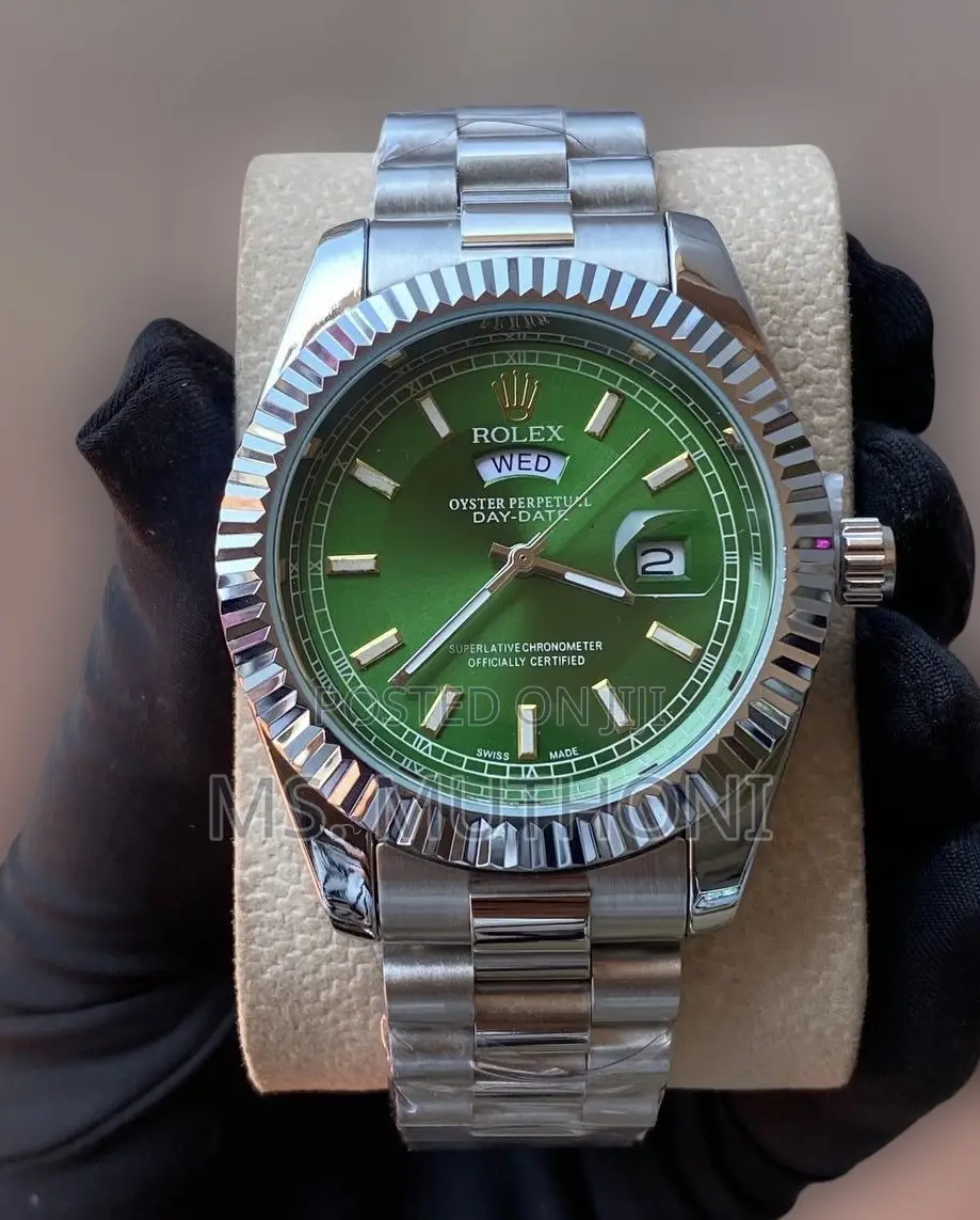 Stainless Steel Silver Strap Battery Powered Rolex Gents Watch *
