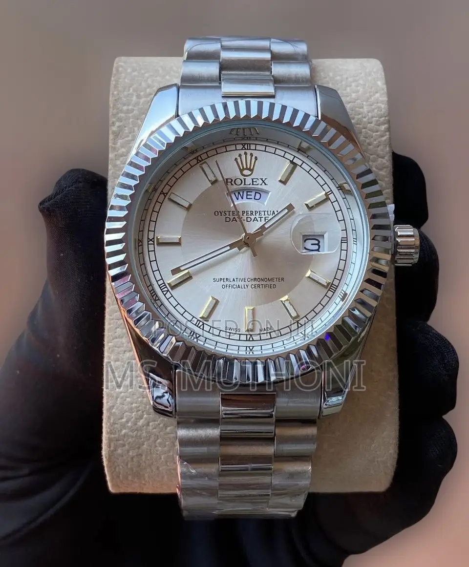 Stainless Steel Silver Strap Battery Powered Rolex Gents Watch *
