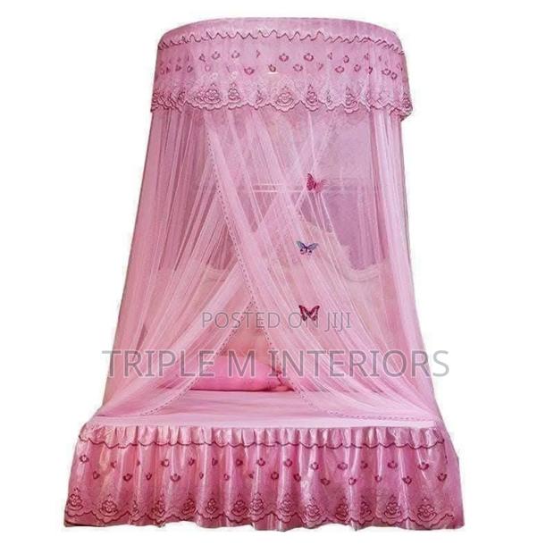 Luxury Round Bed Mosquito Net Canopy