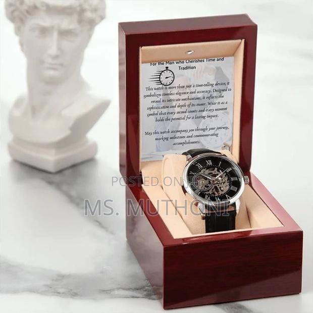 Single Timepiece Box Storage/ Organizer/ Display - main view