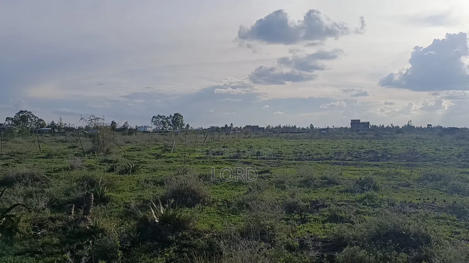 Land for Sale in Kamulu